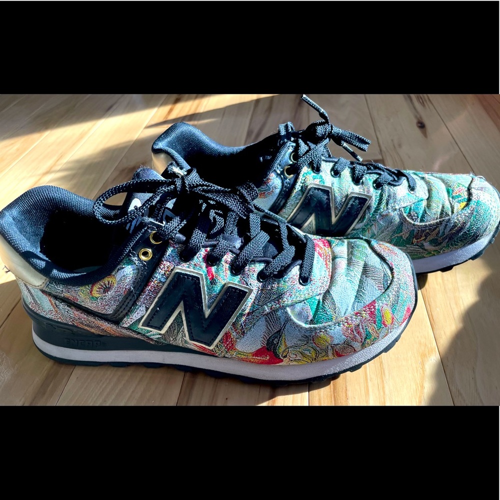 Woman’s New Balance 574 Sweet Nectar-Sz9